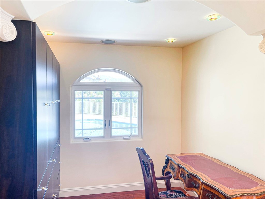 1981 Deermont Road Glendale, CA 91207 - Photo 38 of 49 a view of a livingroom with a window
