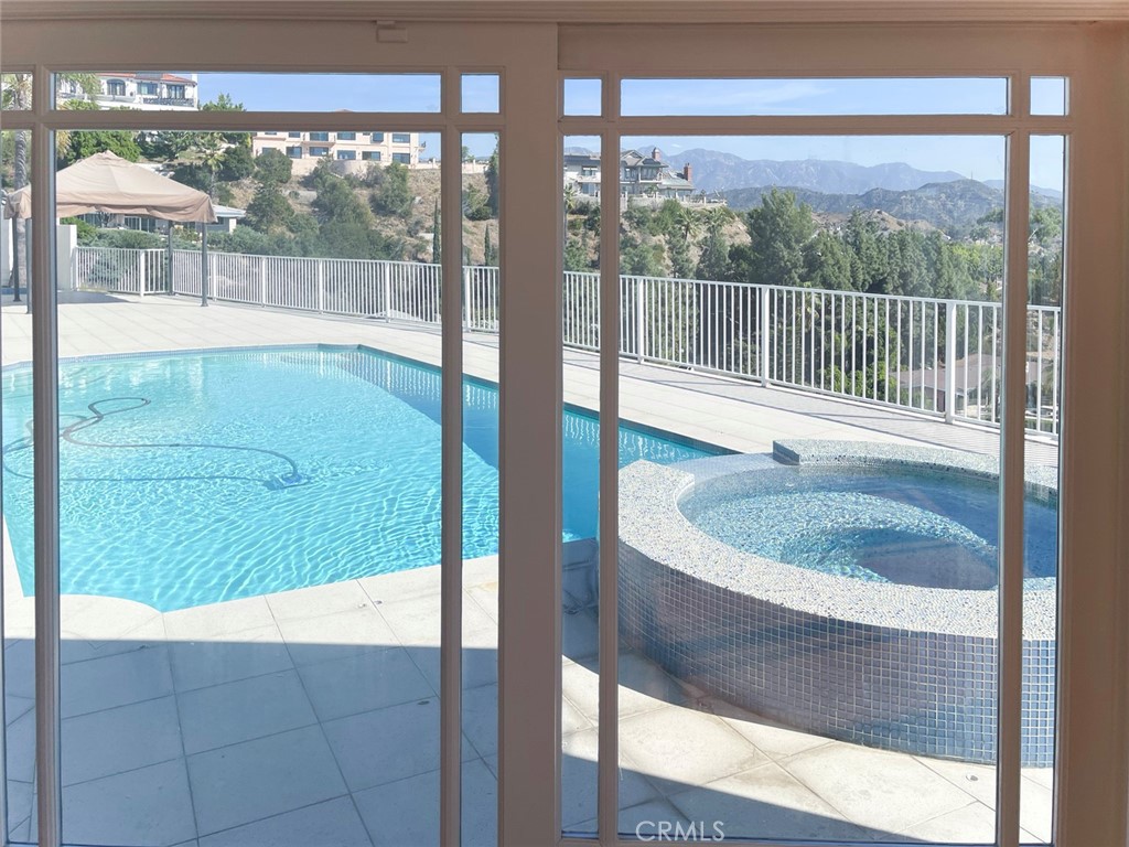 1981 Deermont Road Glendale, CA 91207 - Photo 40 of 49