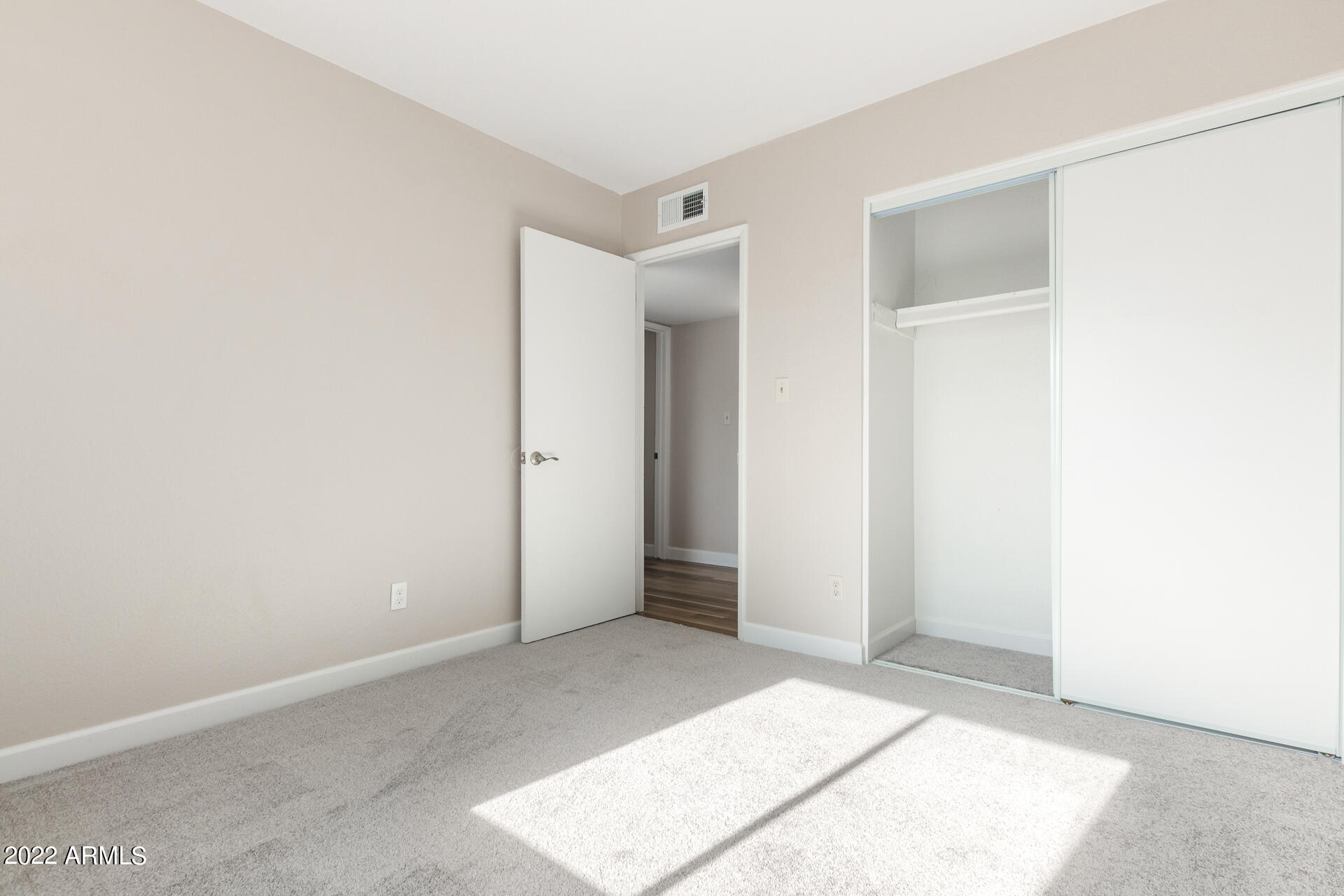 1225 West Halstead Drive Phoenix, AZ 85023 - Photo 12 of 19 a view of an empty room