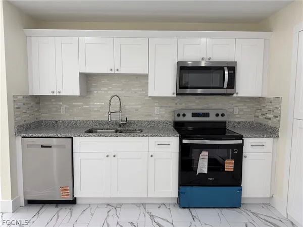 $1,800 | 27160 Chula Vista Drive, Punta Gorda, FL 33955