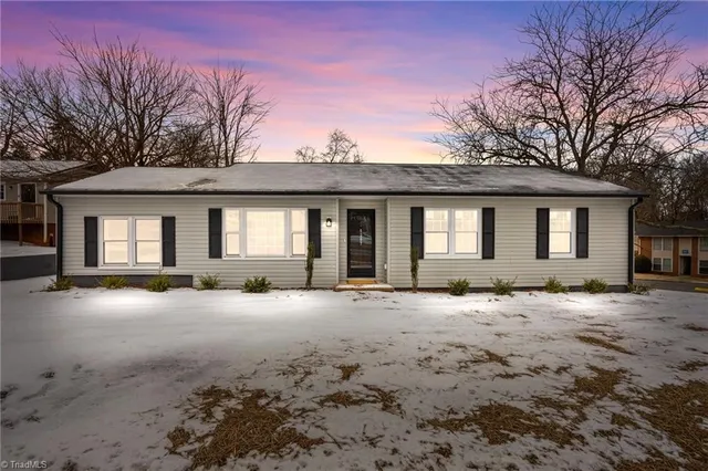 $239,900 | 1207 West Martin Luther King Junior Boulevard, Lexington, NC 27292