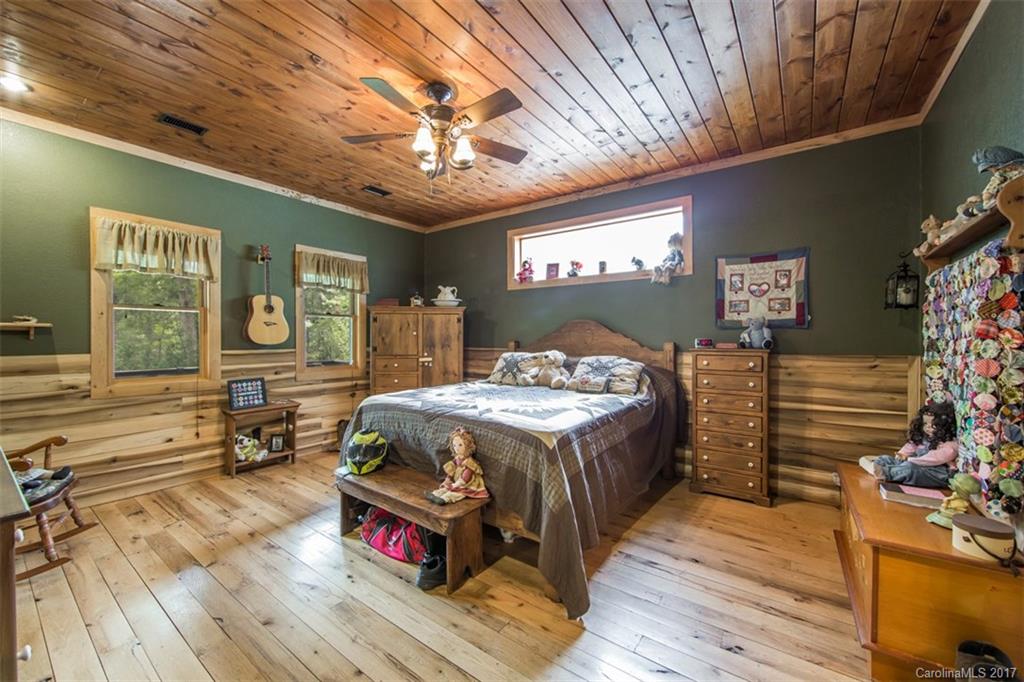 286 Colony Road, Unit 5/6 Hendersonville, NC 28792 - Photo 15 of 24