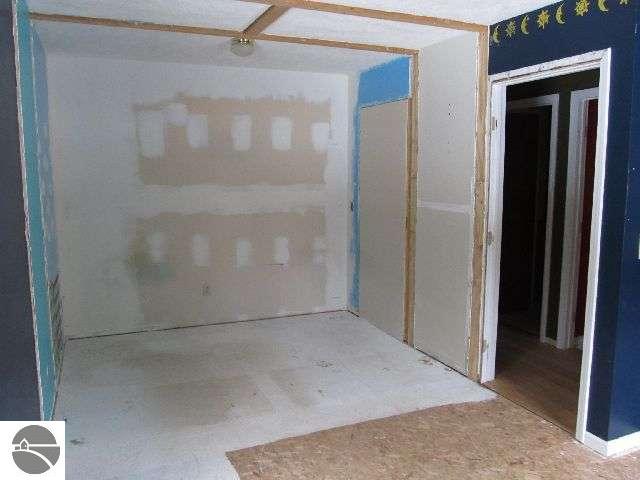 3726 Lake Ann Road Interlochen, MI 49643 - Photo 11 of 16 1726184-10.JPG