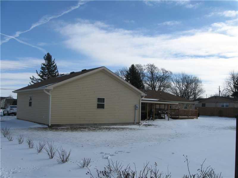 7410 South Franklin Road Indianapolis, IN 46259 - Photo 3 of 15 Gallery Image 3