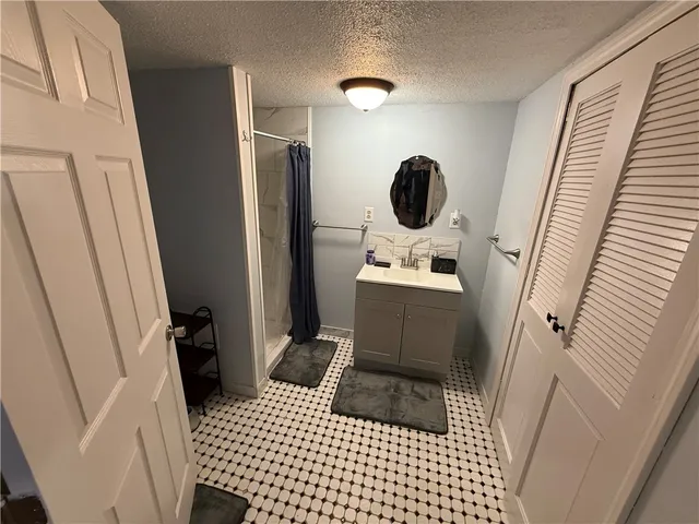 $1,575 | 43 Eton Avenue, Warwick, RI 02889