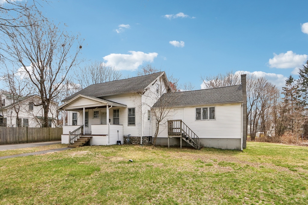 6 Idalla Avenue Worcester, MA 01606 - Photo 3 of 30