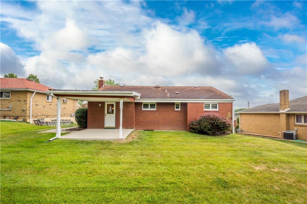 5260 Blossom Road Pittsburgh, PA 15236 - Photo 24 of 30 Gallery Image 24