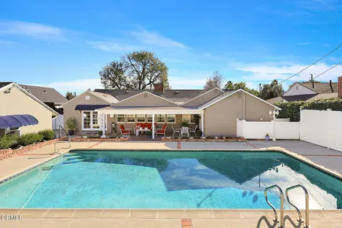 $2,750,000 | 929 Milmada Drive, La Canada Flintridge, CA 91011