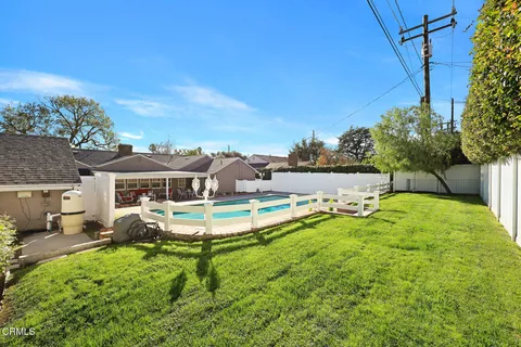 $2,750,000 | 929 Milmada Drive, La Canada Flintridge, CA 91011