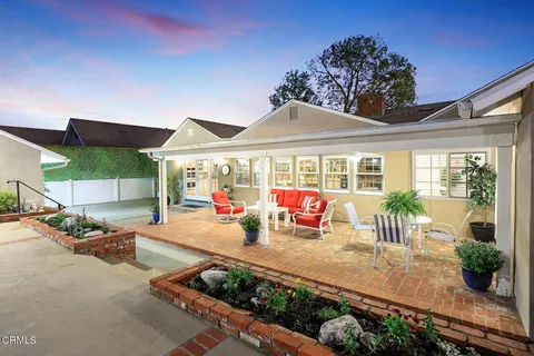$2,750,000 | 929 Milmada Drive, La Canada Flintridge, CA 91011