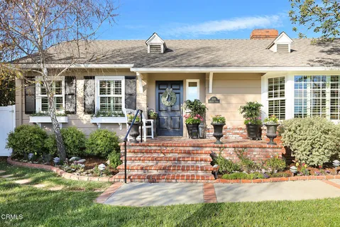 $2,750,000 | 929 Milmada Drive, La Canada Flintridge, CA 91011