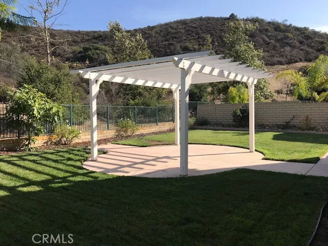 a view of a house with a big yard