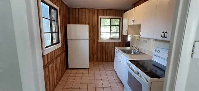 $950 | 434 Eulich Street, St. Joseph, MO 64501