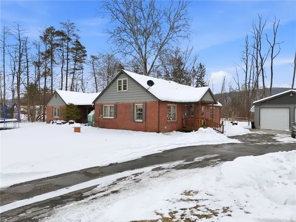 $305,000 | 27 East Tioga Street, Spencer, NY 14883