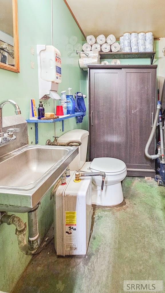 331 North Idaho Street Arco, ID 83213 - Photo 10 of 27