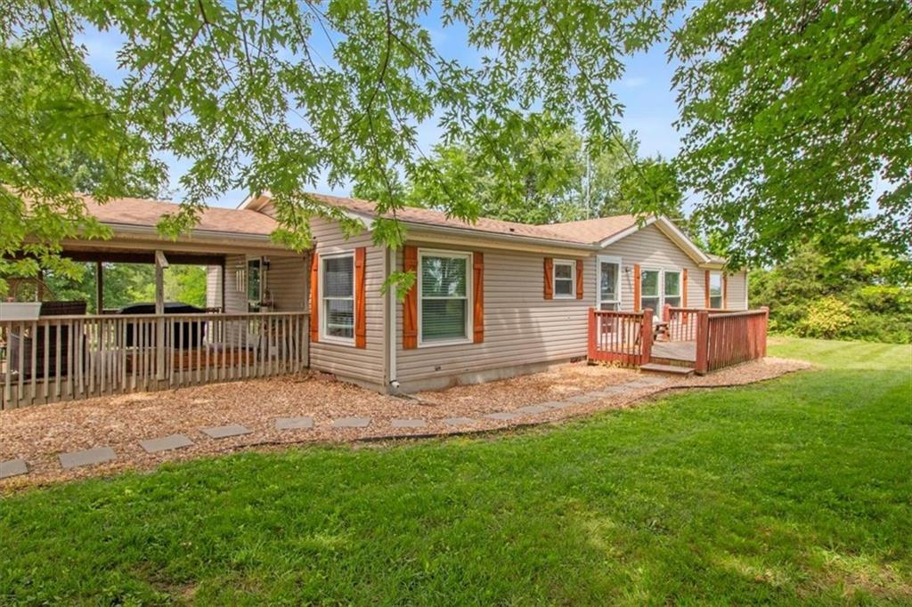 12515 North Outer Road Odessa, MO 64076 - Photo 2 of 27