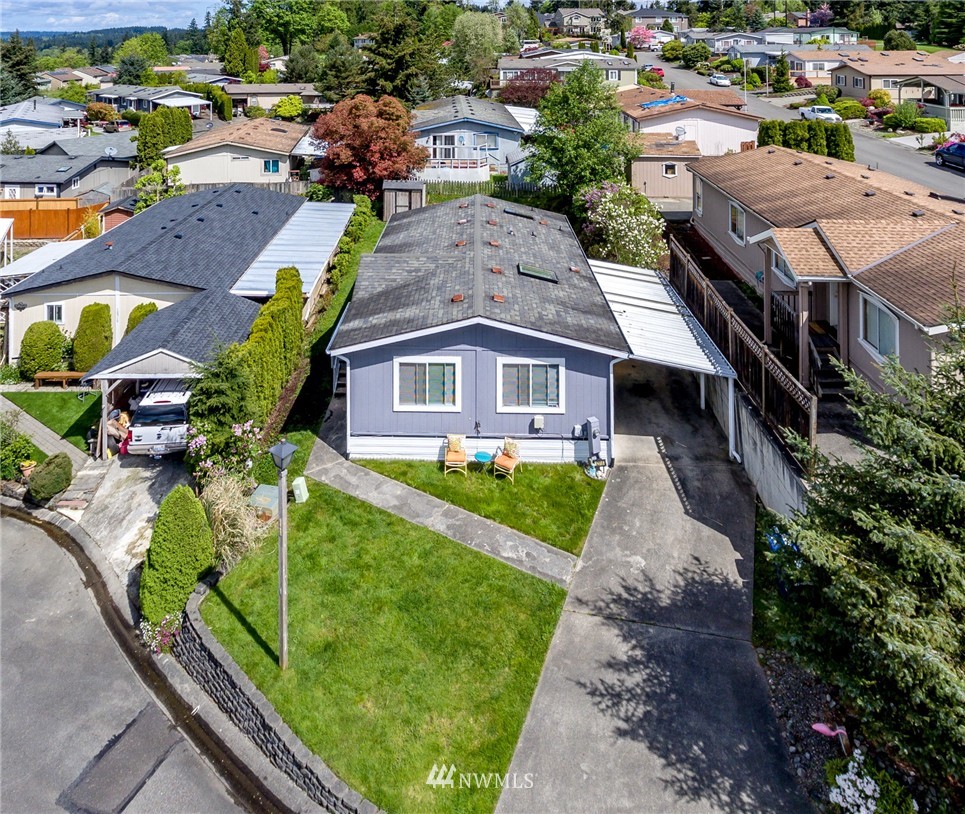 12516 Northeast 197th Court Bothell, WA 98011 - Photo 16 of 16 Gallery Image 16