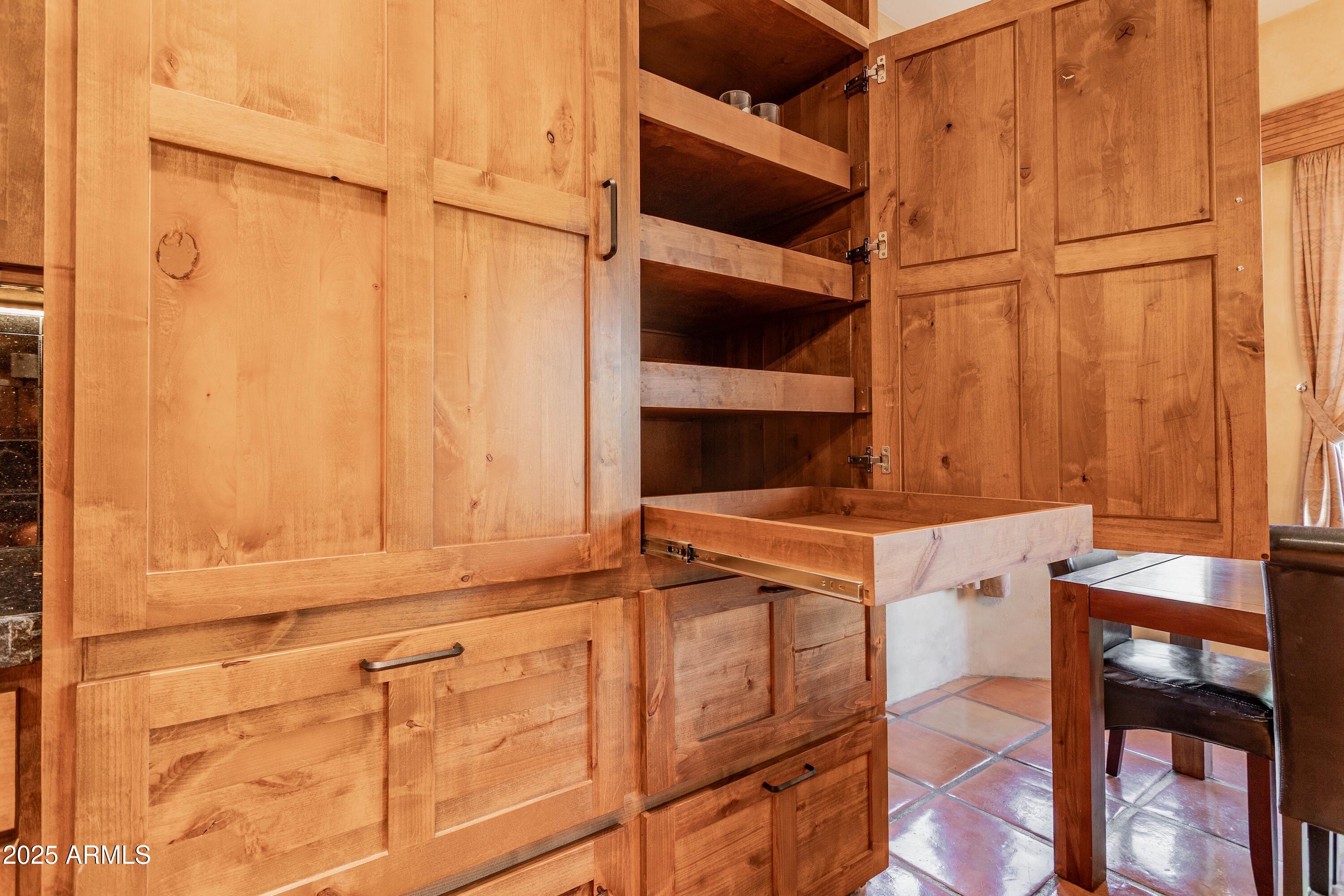 38599 North Rising Sun Road Carefree, AZ 85377 - Photo 15 of 56 kitchen 5