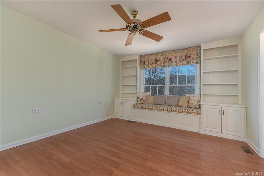 230 Devils Ridge Lane Tryon, NC 28782 - Photo 17 of 47