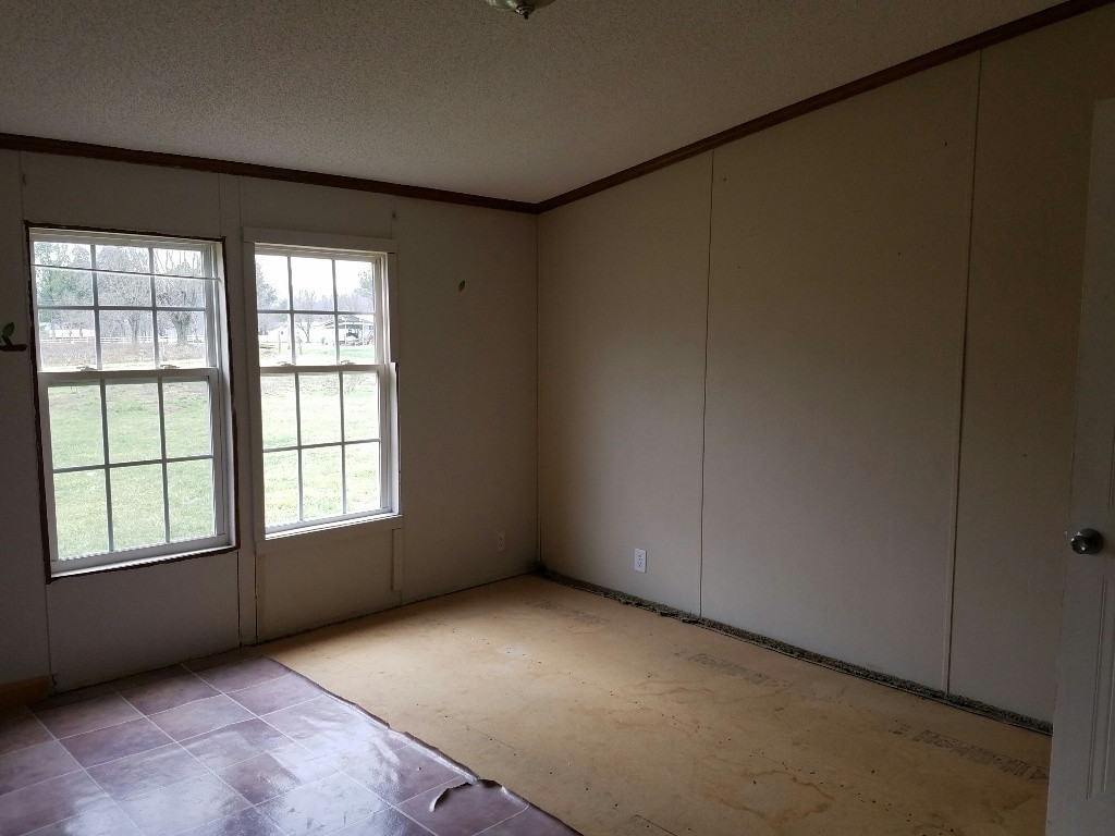 247 Watauga Flats Road Johnson City, TN 37601 - Photo 9 of 14 Photo 9