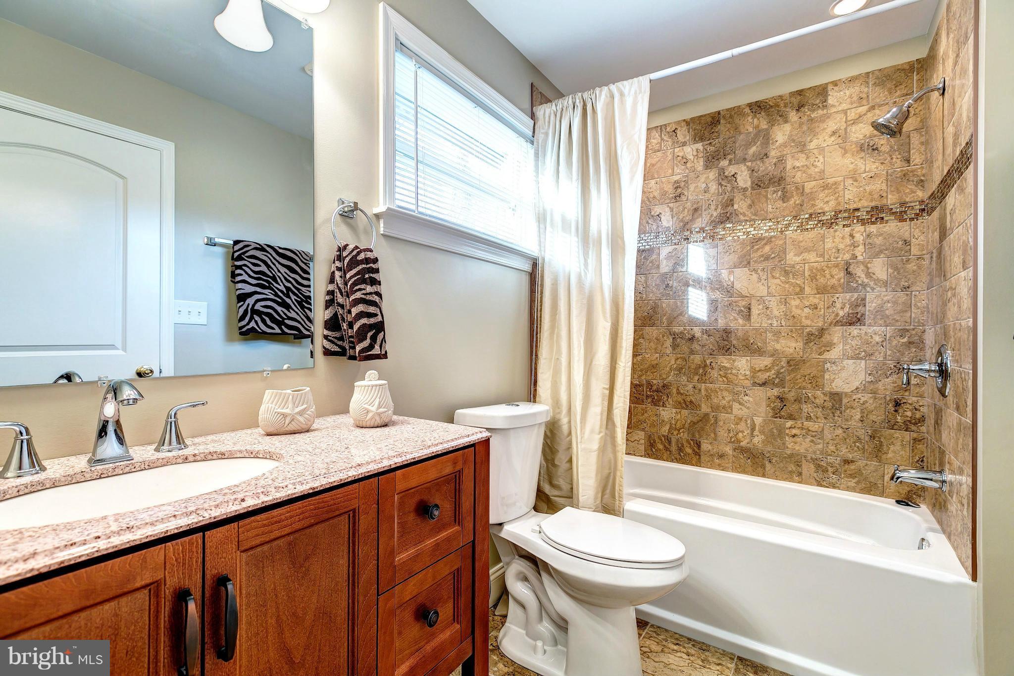 9709 Southall Road Randallstown, MD 21133 - Photo 5 of 29 Bath (Master)