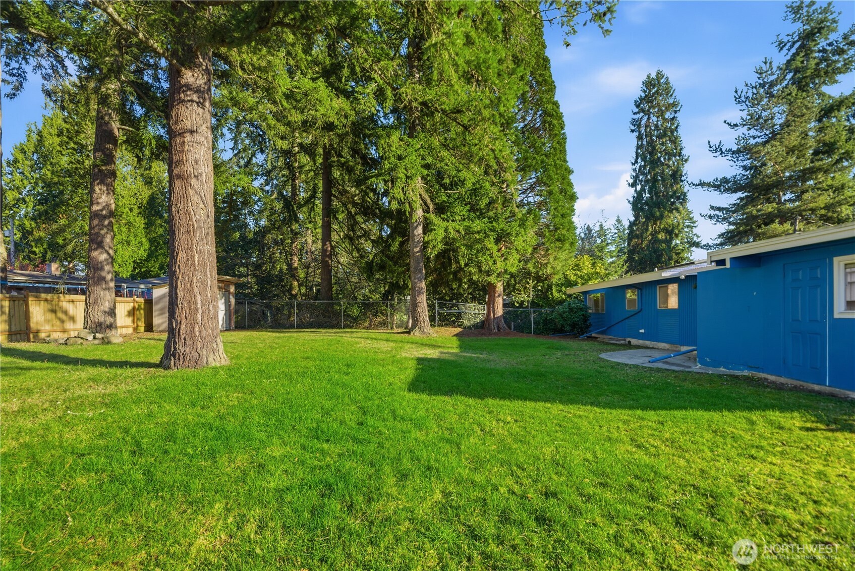 9004 Northeast 178th Street Bothell, WA 98011 - Photo 27 of 36