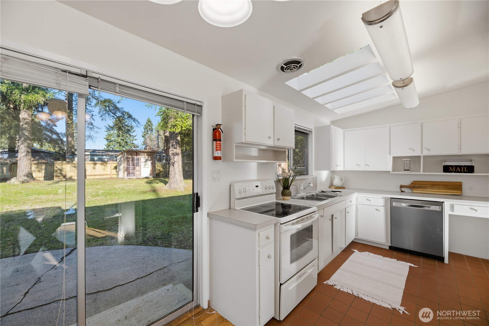 9004 Northeast 178th Street Bothell, WA 98011 - Photo 8 of 36