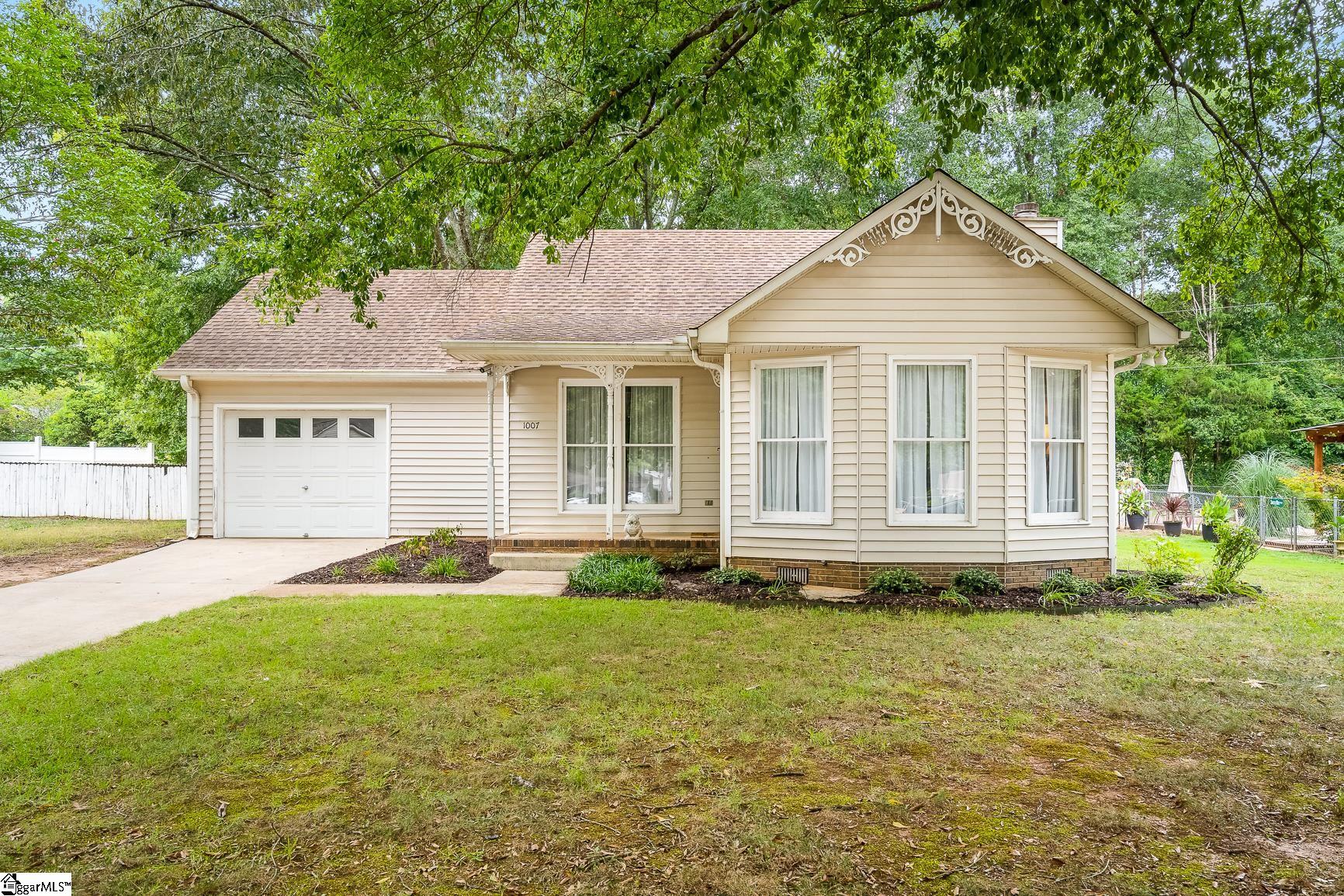 1007 Willow Run Anderson, SC 29621 - Photo 1 of 27