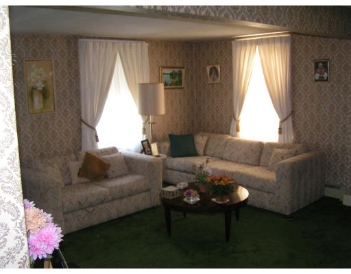 165 Fairbanks Road Dedham, MA 02026 - Photo 3 of 6 Gallery Image 3