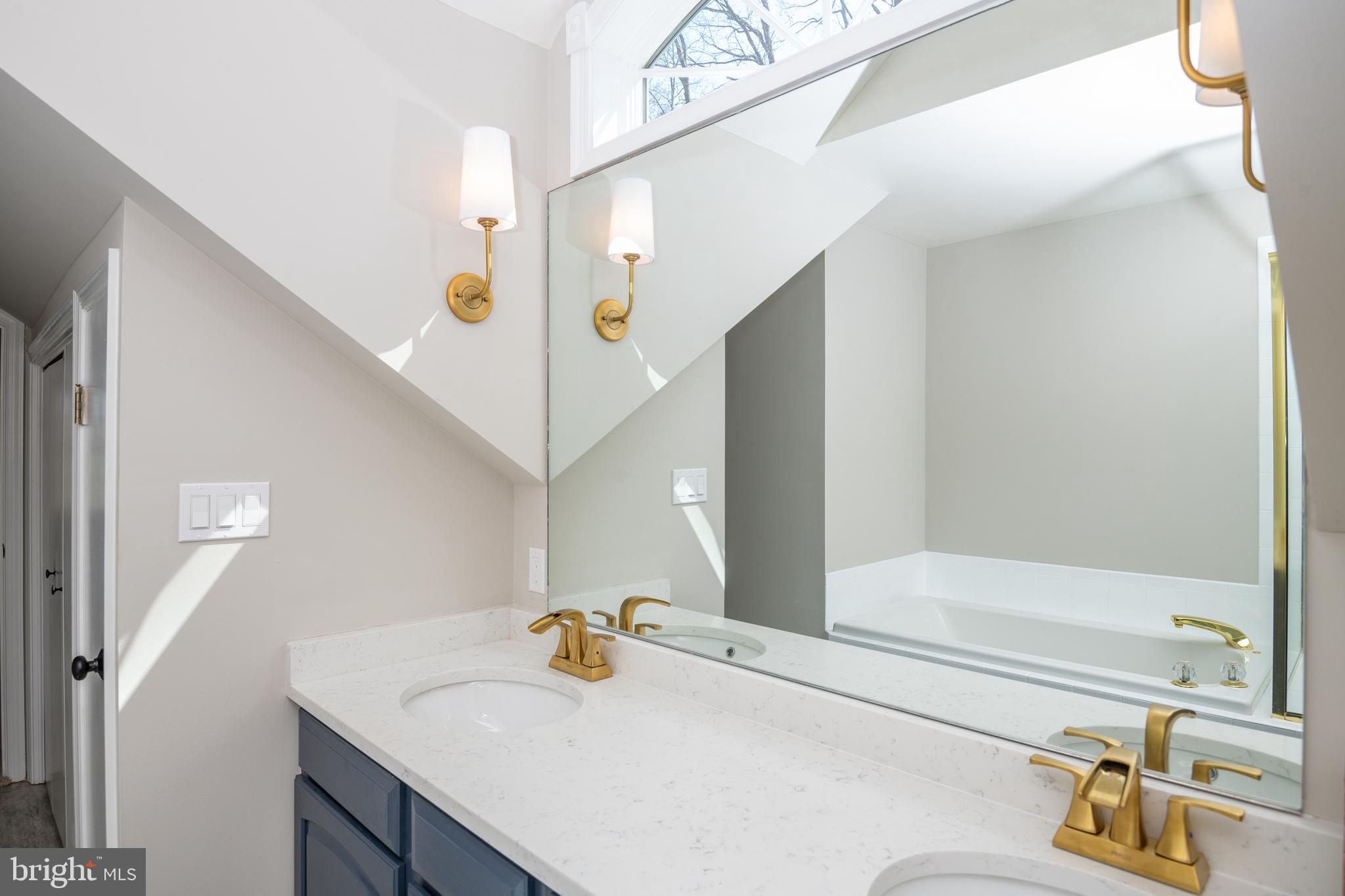 121 East Conestoga Road Elverson, PA 19520 - Photo 27 of 55 Skylight in master bath