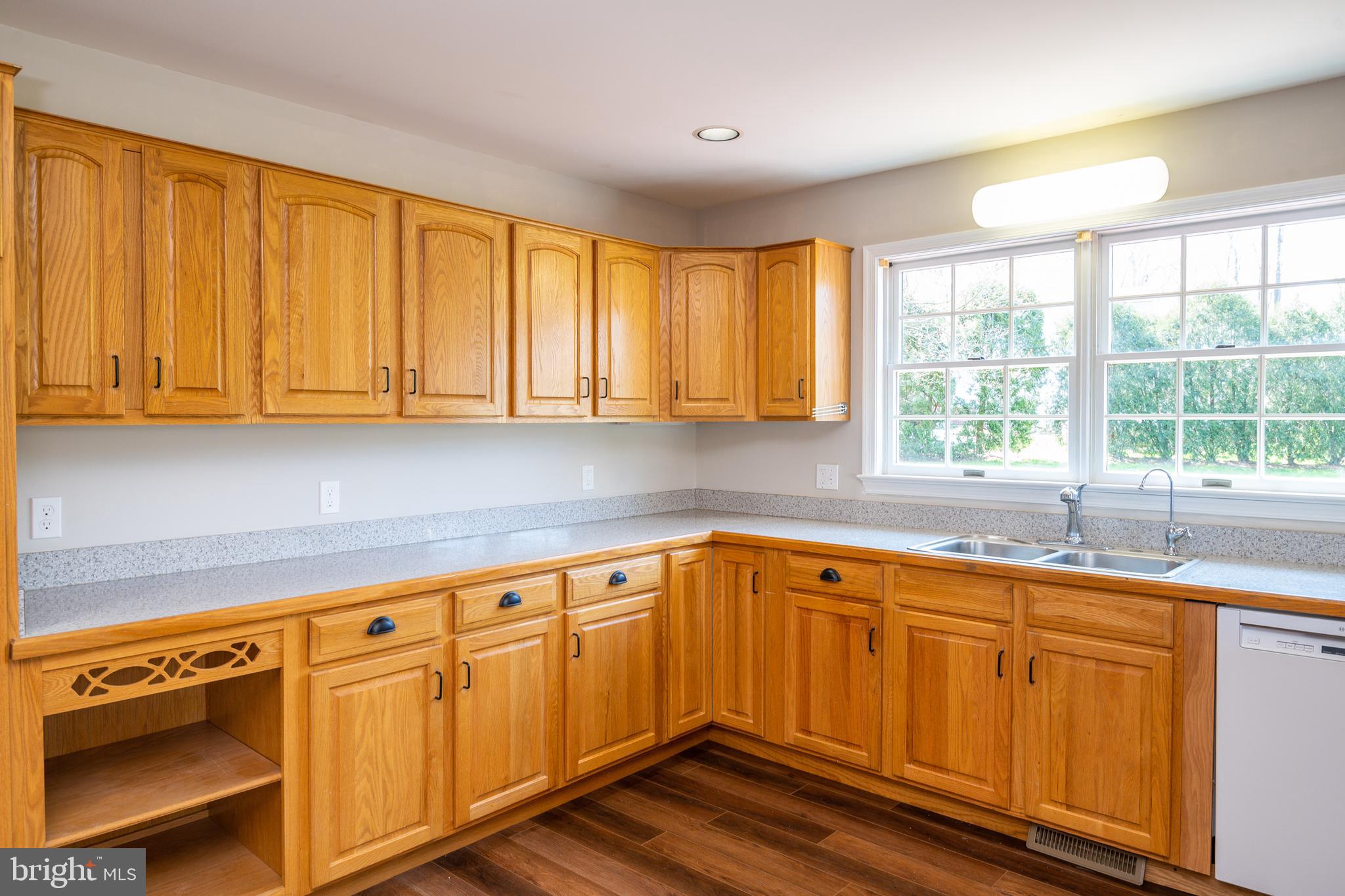 121 East Conestoga Road Elverson, PA 19520 - Photo 33 of 55 Windows at sink