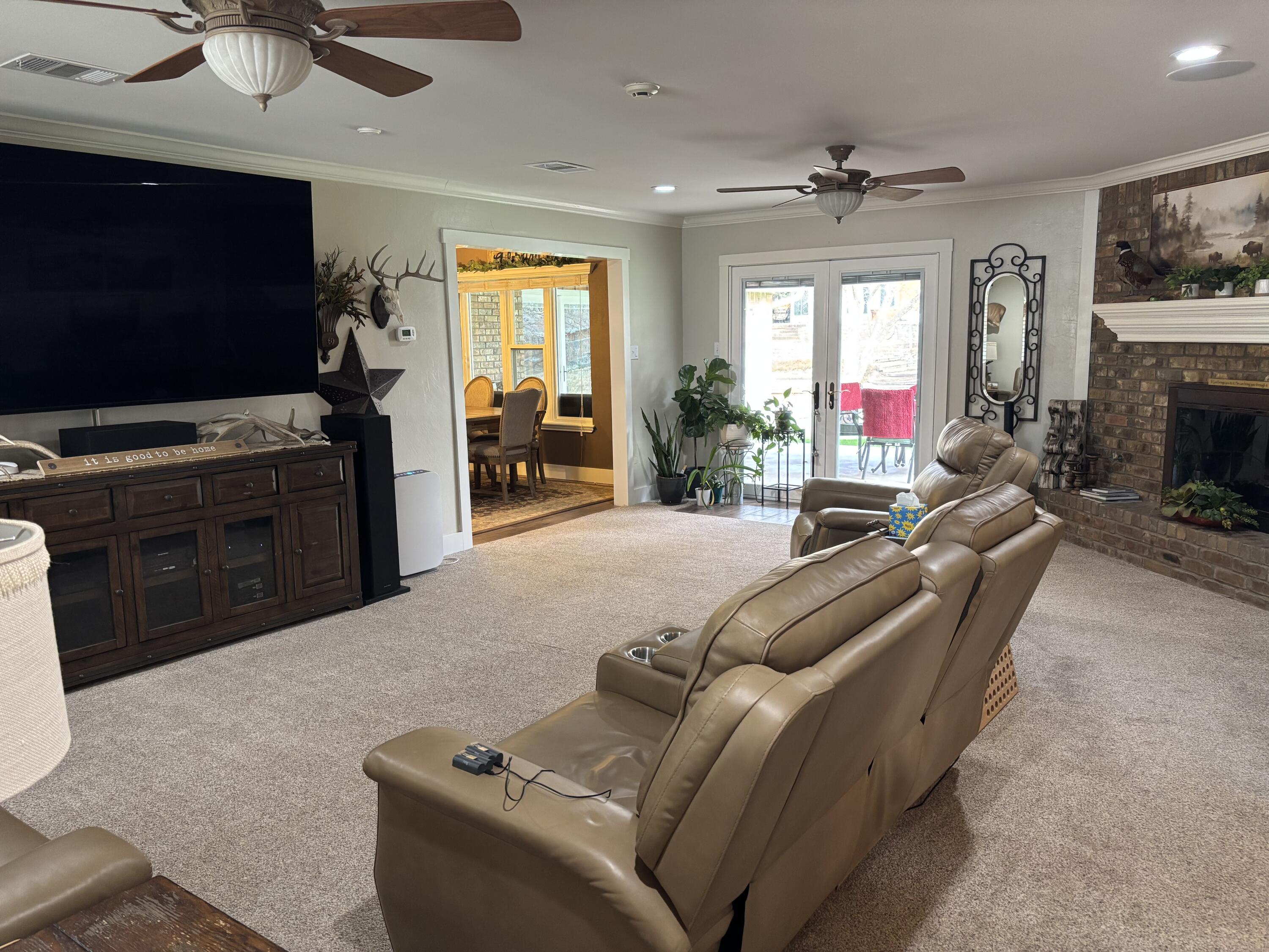 9 West Brookhollow Ransom Canyon, TX 79366 - Photo 5 of 50 IMG_3932