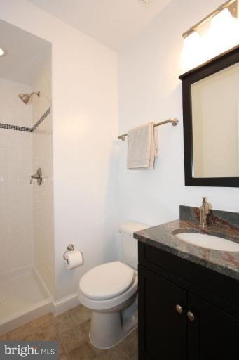 213 F Street Northeast Washington, DC 20002 - Photo 13 of 17 Bath #1