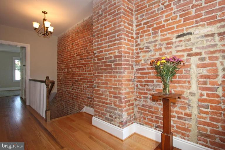 213 F Street Northeast Washington, DC 20002 - Photo 8 of 17 Hallway