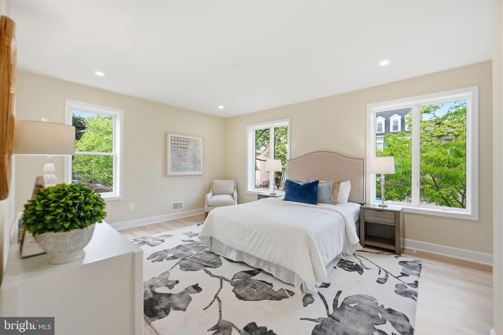 518 Columbia Road Northwest Washington, DC 20001 - Photo 16 of 35 Bright and airy modern bedroom retreat.