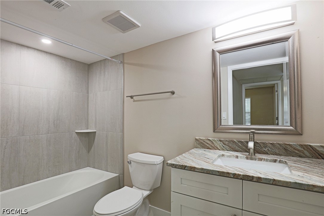 5307 Summerlin Road, Unit 714 Fort Myers, FL 33919 - Photo 5 of 12