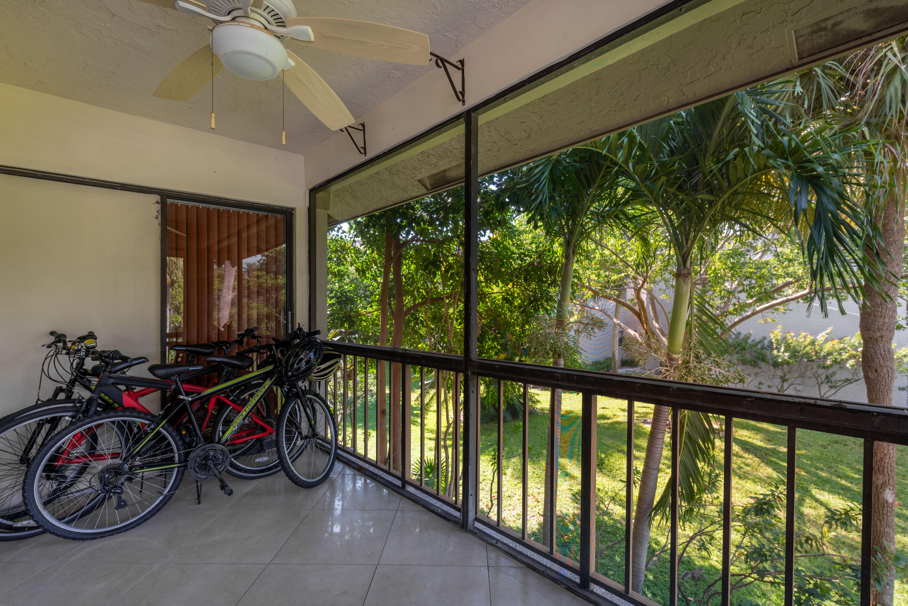 159 Northwest 70th Street, Unit 614 Boca Raton, FL 33487 - Photo 13 of 37 159 NW 70th St. #614-26