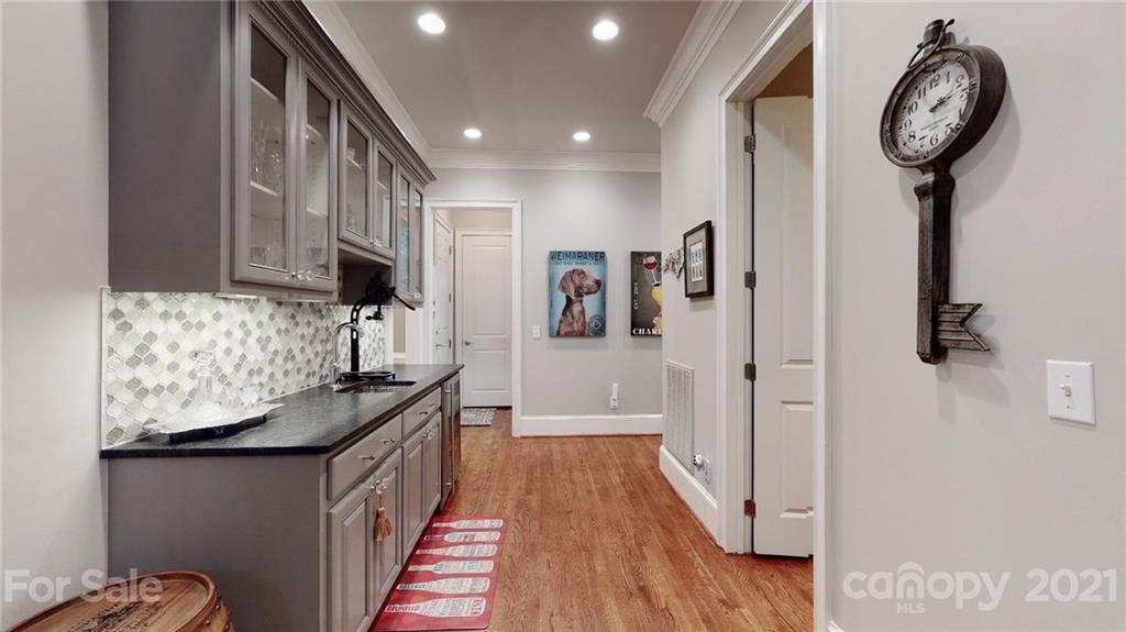 9050 Summer Club Road Charlotte, NC 28277 - Photo 10 of 44 Gallery Image 10
