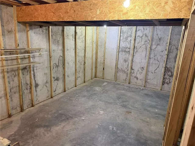 $435,000 | 17718 East 1700th Road, Lacygne, KS 66040