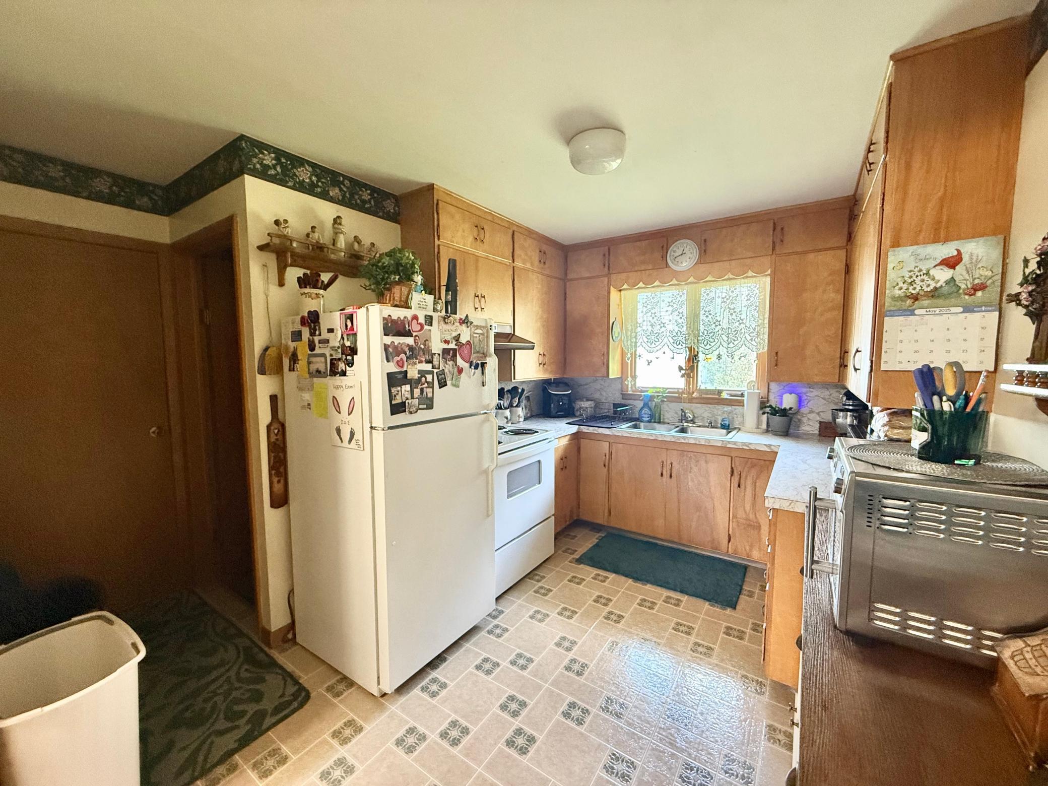 308 South Main Street Granada, MN 56039 - Photo 7 of 16