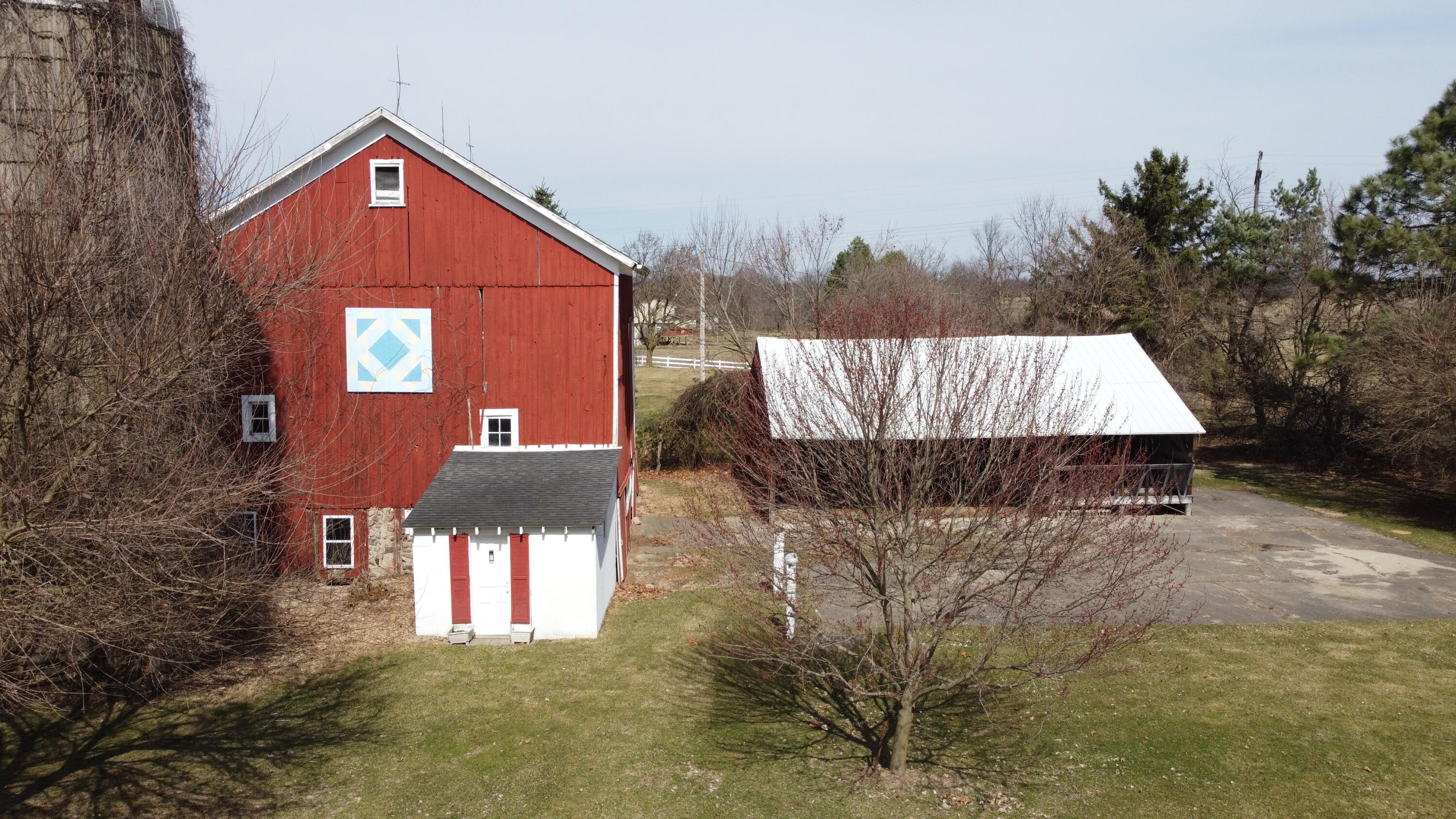 19229 Sharon Valley Road Manchester, MI 48158 - Photo 53 of 82 DJI_0965
