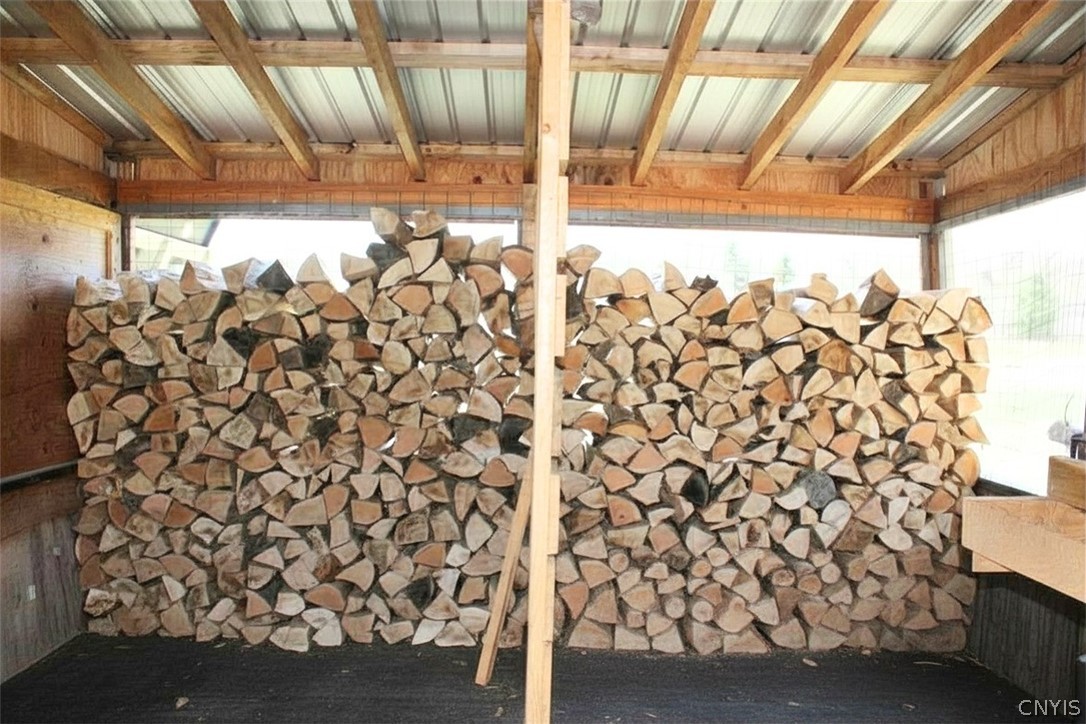 4571 Yorkland Road Annsville, NY 13471 - Photo 39 of 49 Enclosed Wood Storage