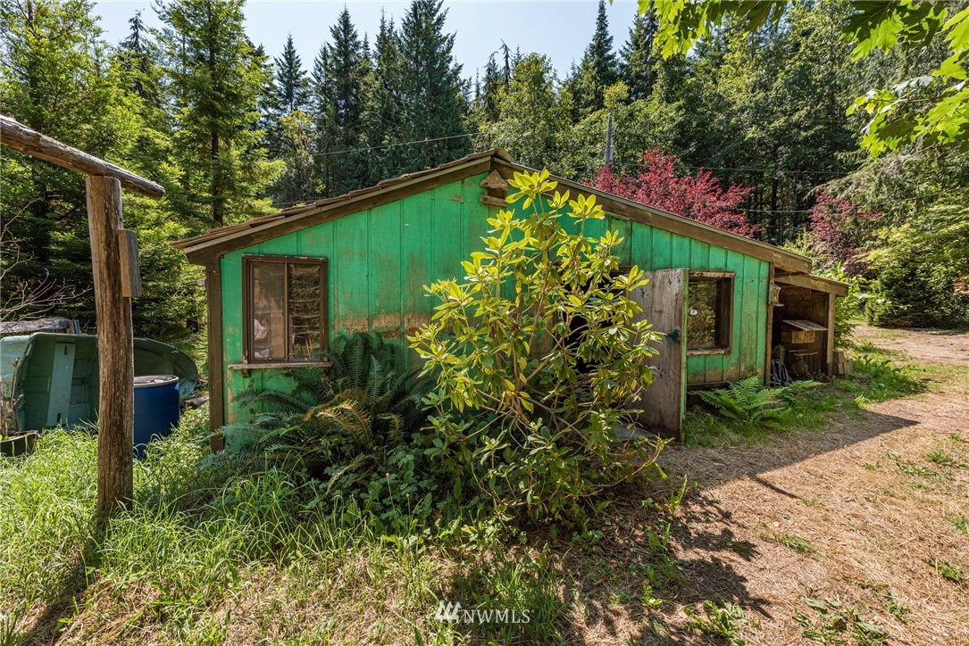 3000 Dan Kelly Road Port Angeles, WA 98363 - Photo 2 of 27 Gallery Image 2