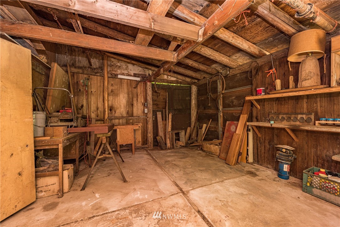3000 Dan Kelly Road Port Angeles, WA 98363 - Photo 17 of 27 Gallery Image 17