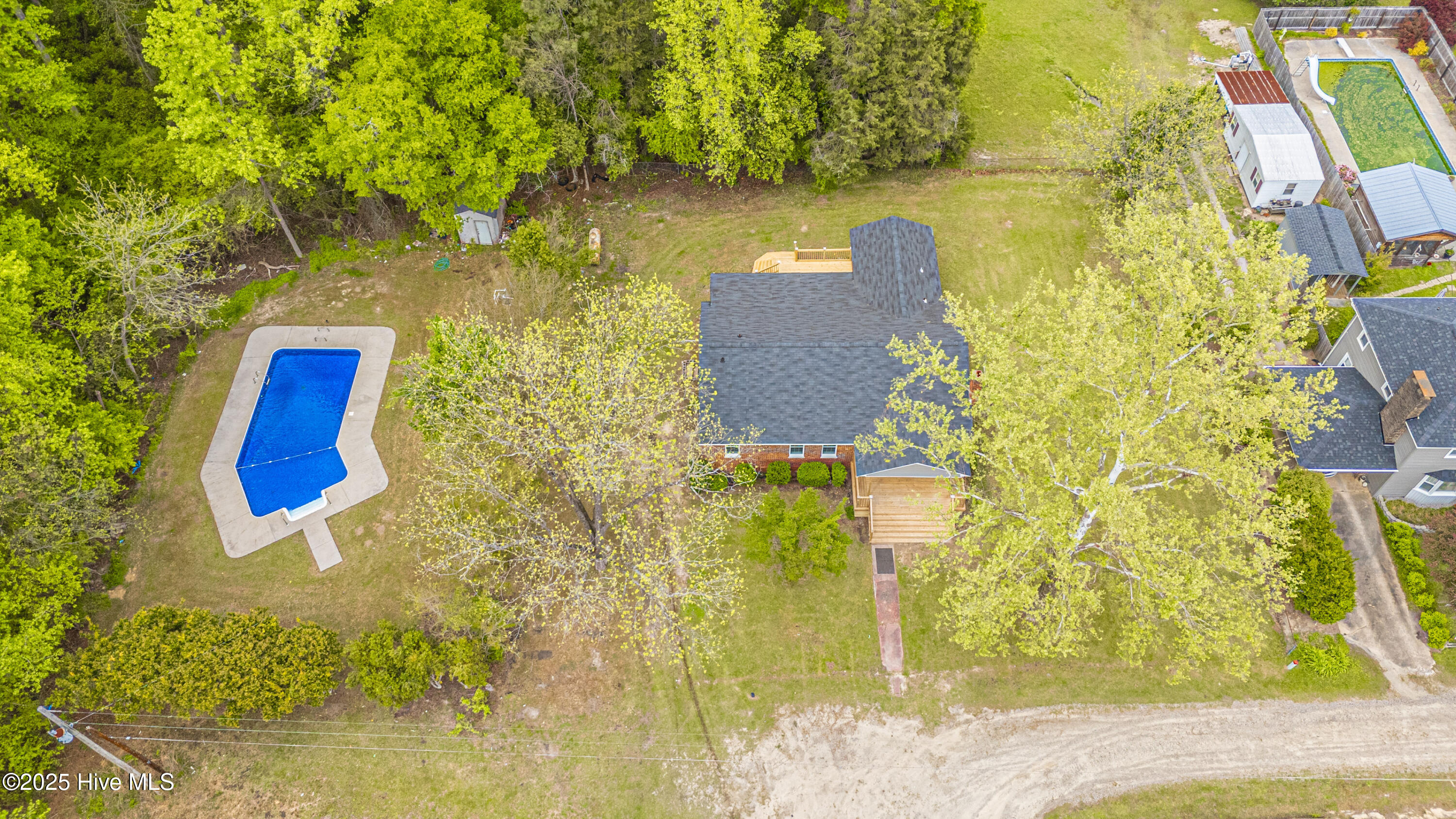 119 Camelot Drive Rockingham, NC 28379 - Photo 1 of 54 DJI_20250415151307_0010_D