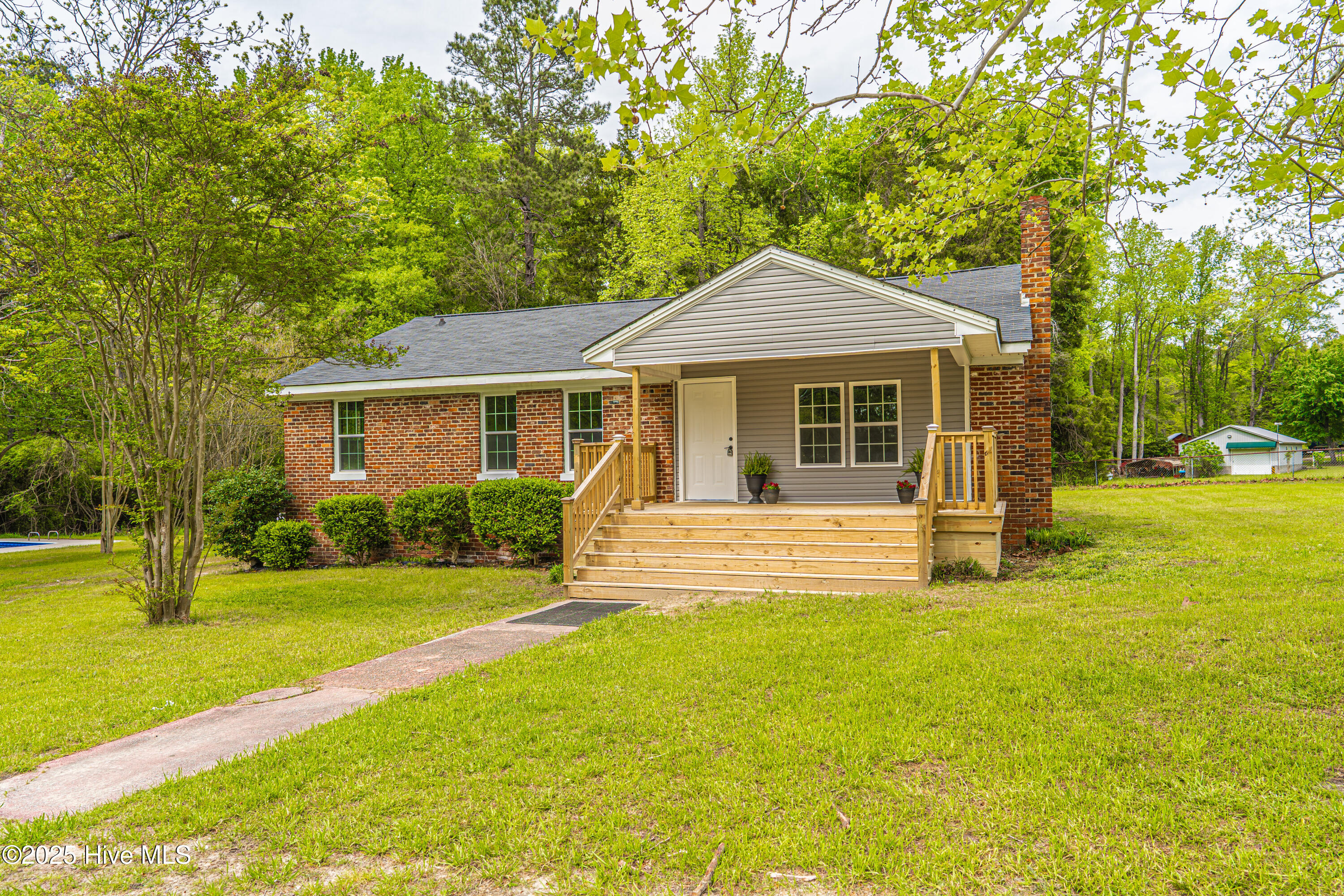 119 Camelot Drive Rockingham, NC 28379 - Photo 45 of 54 DSC05817