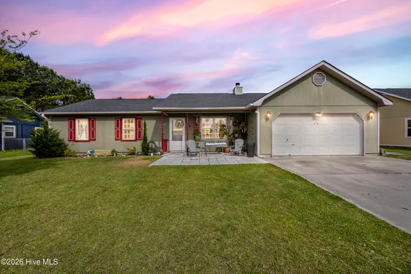 $265,000 | 266 Parnell Road, Hubert, NC 28539
