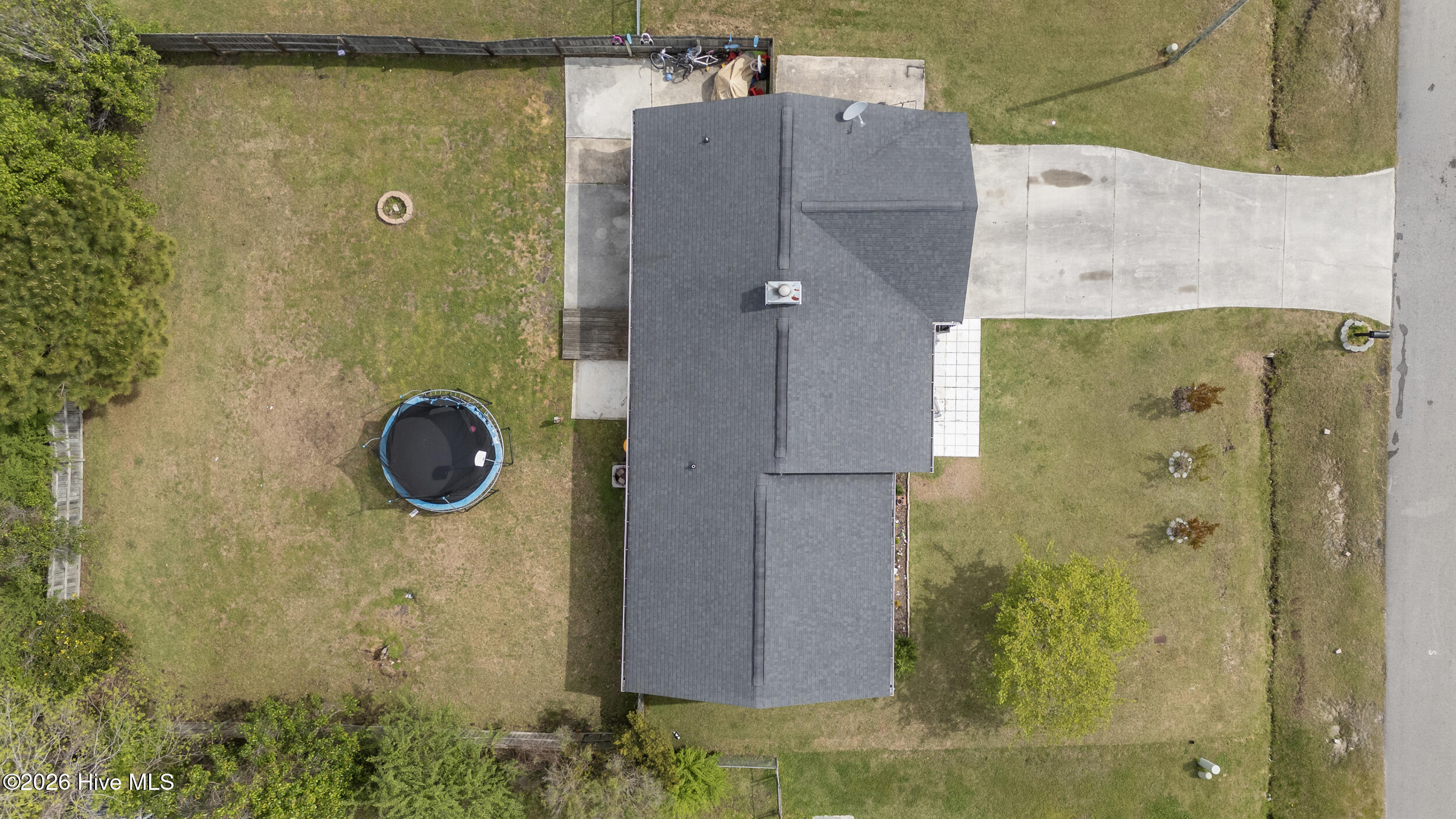 266 Parnell Road Hubert, NC 28539 - Photo 27 of 33 37_drone
