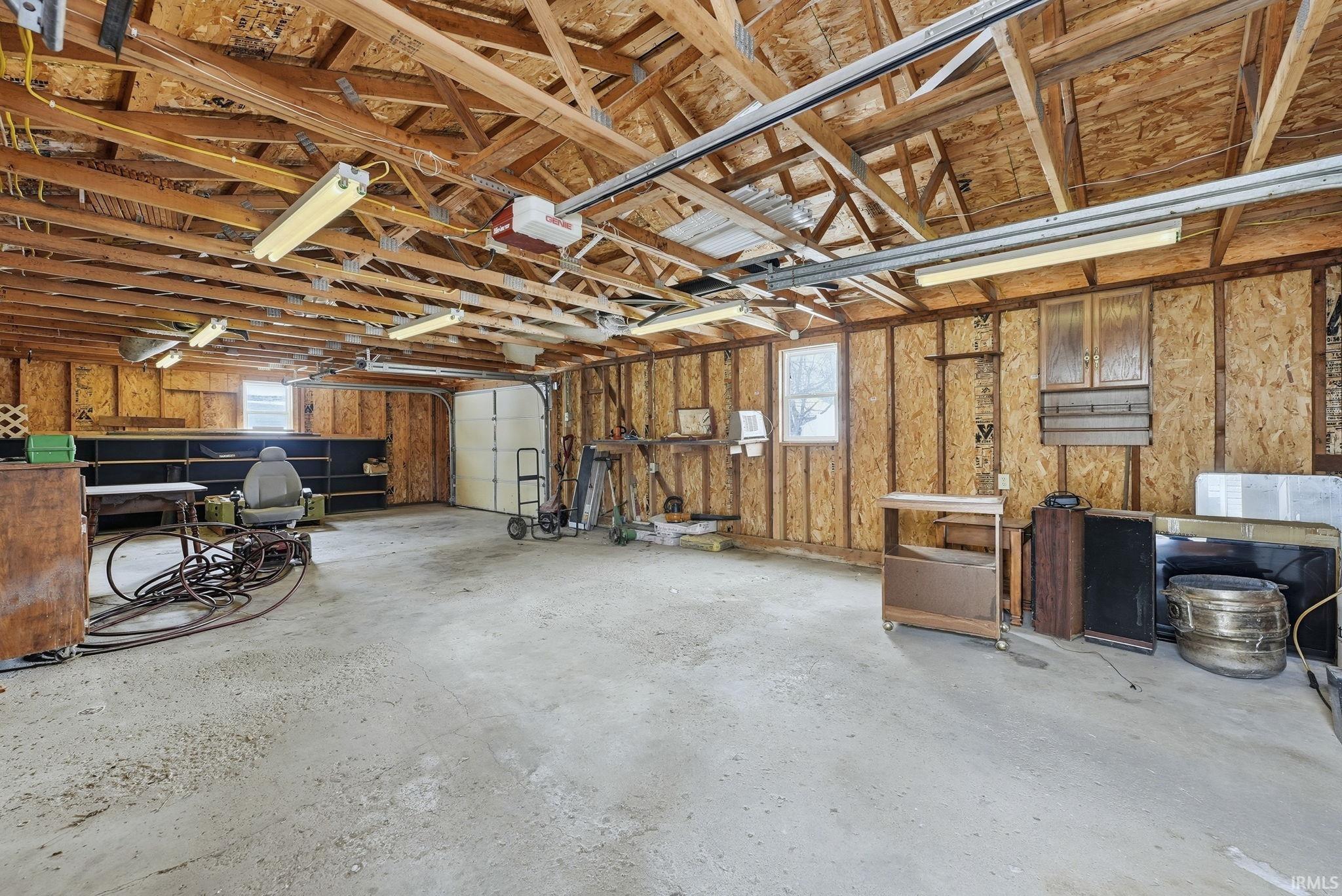 515 South Bennett Street Bluffton, IN 46714 - Photo 26 of 33