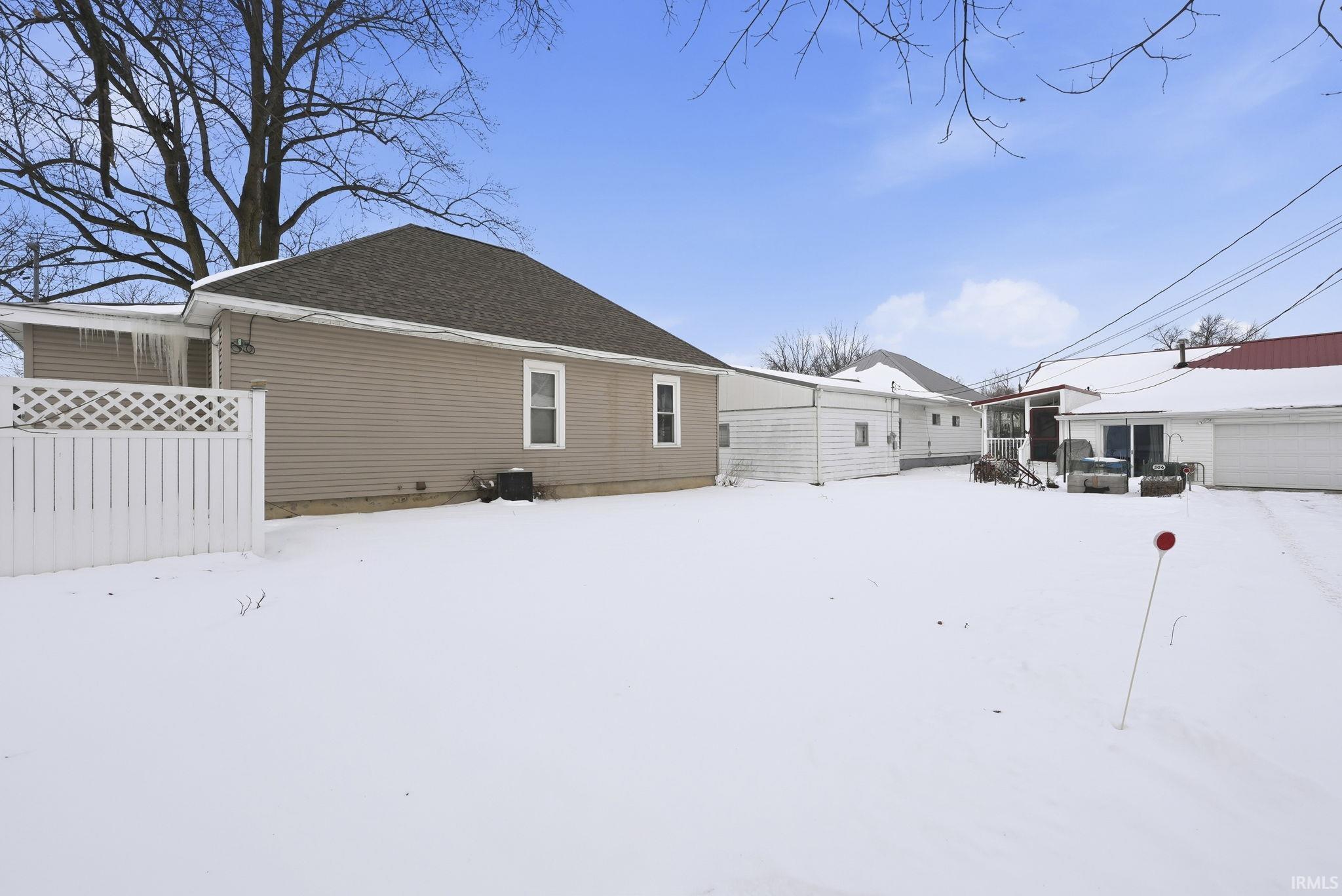 515 South Bennett Street Bluffton, IN 46714 - Photo 30 of 33